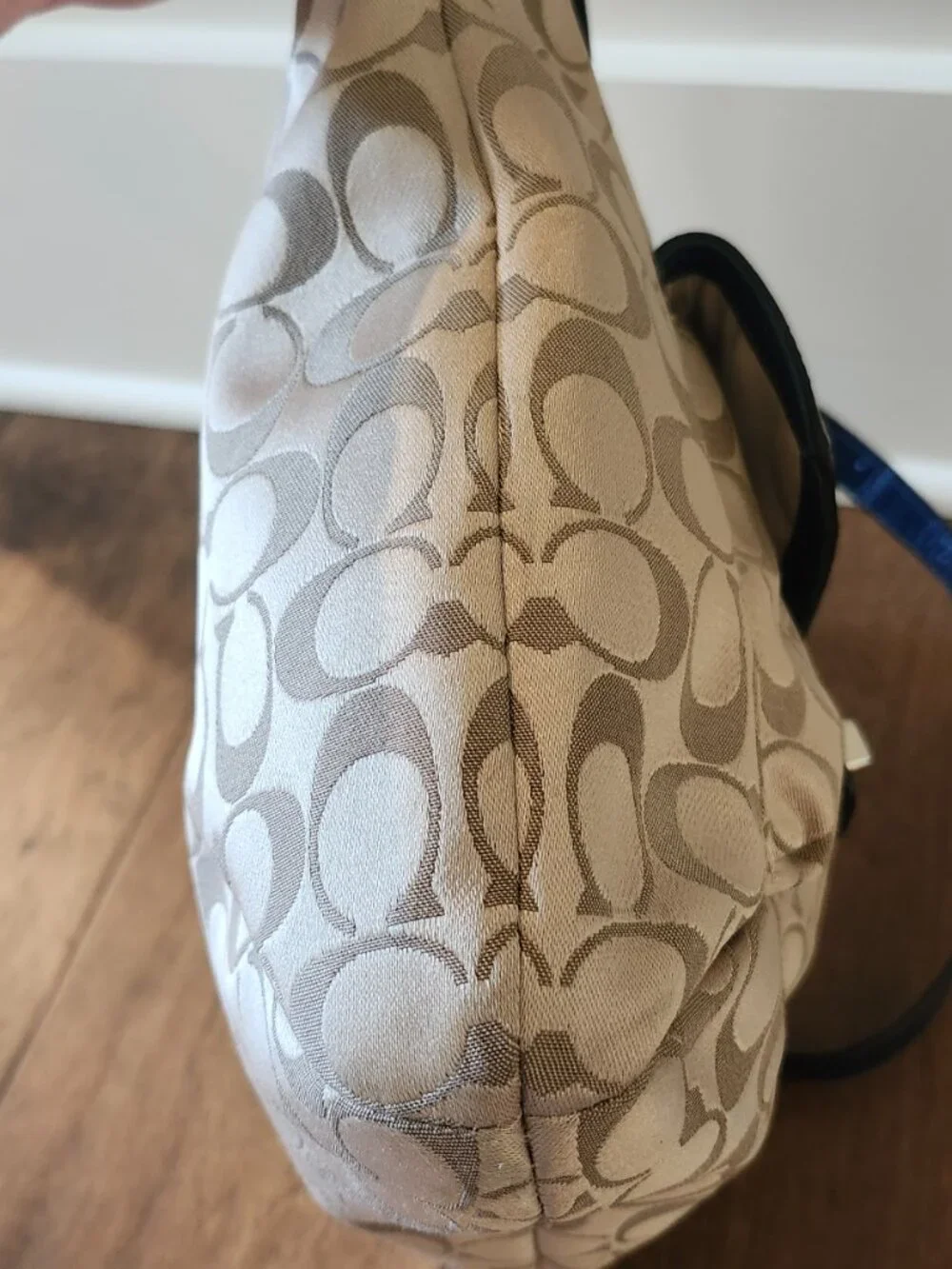 Coach Signature Stripe Tote • Blue Leather Trim • Beige/Blue Canvas • EUC - Picture 5 of 14